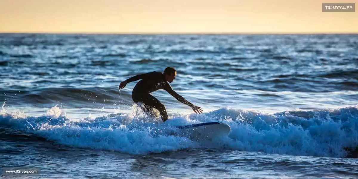 mg冰球突破豪华版网址🚴速度与风同行,每一次冲刺都是新的勋章!